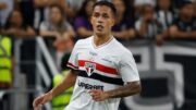 Igor Vinícius, lateral do São Paulo (foto: Rubens Chiri / São Paulo)